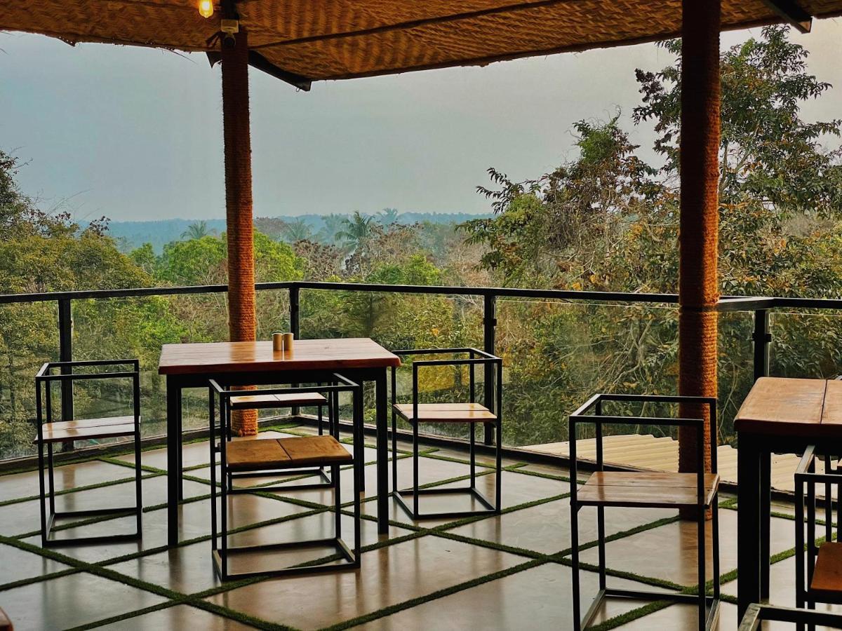 Amazonika Boutique Resort Arpora Exterior foto